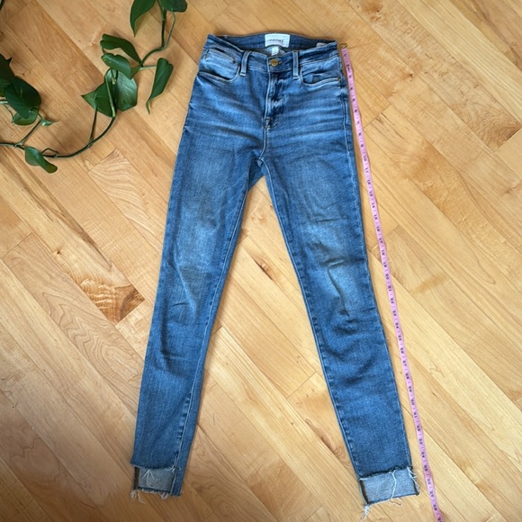 Frame | Denim | Blue | Size 24 - Picture 3 of 8